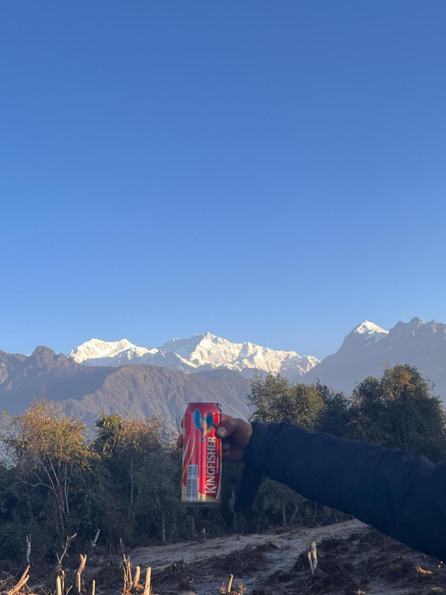 펠링 Wake In Himalayas 호스텔 외부 사진